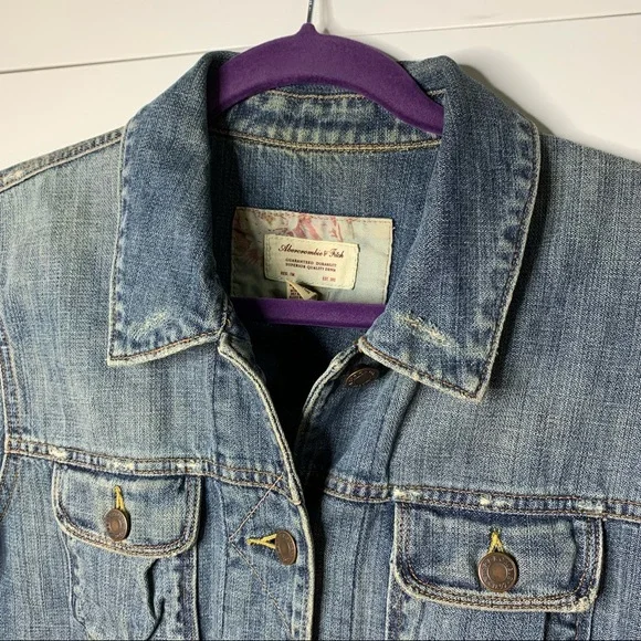 Abercrombie & Fitch Trucker Jean Jacket - Picture 2 of 13